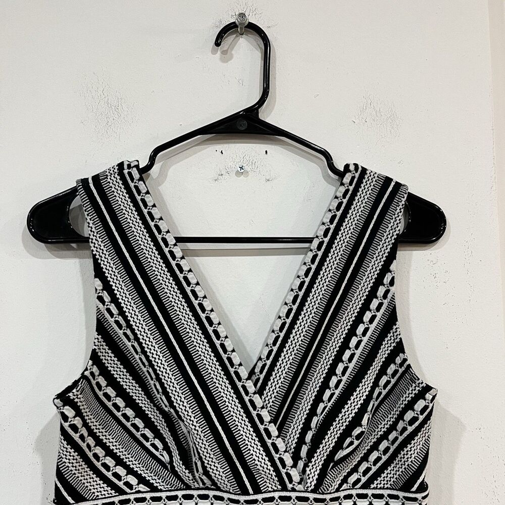 Vanessa Virginia By Anthropologie Sleeveless Peplum Top Size Small Office - Picture 2 of 5
